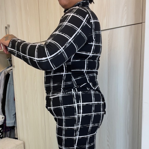 2 Peace Plaid Set - Picture 3 of 5